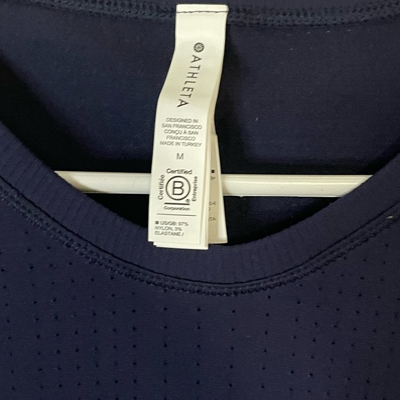 Athleta medium top. - Picture 3 of 3